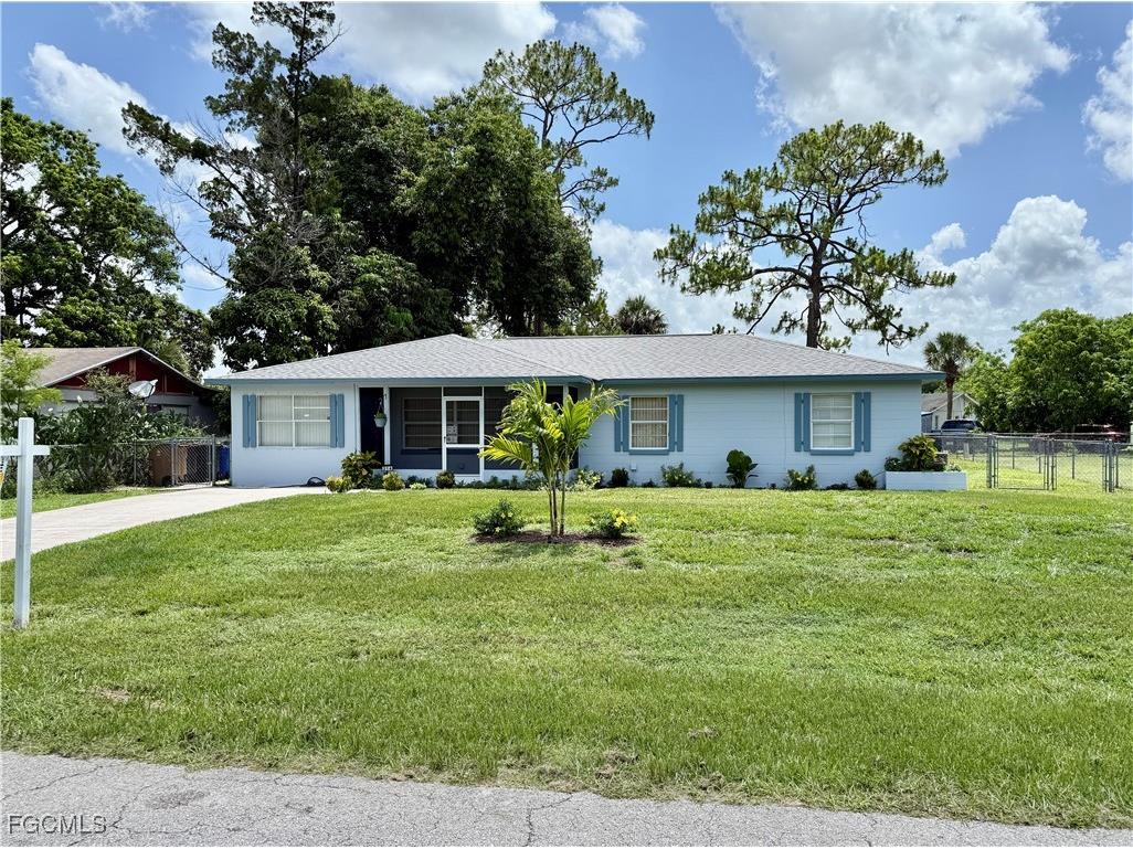 314 Vermont Way Lehigh Acres FL 33936 2026002457 image1