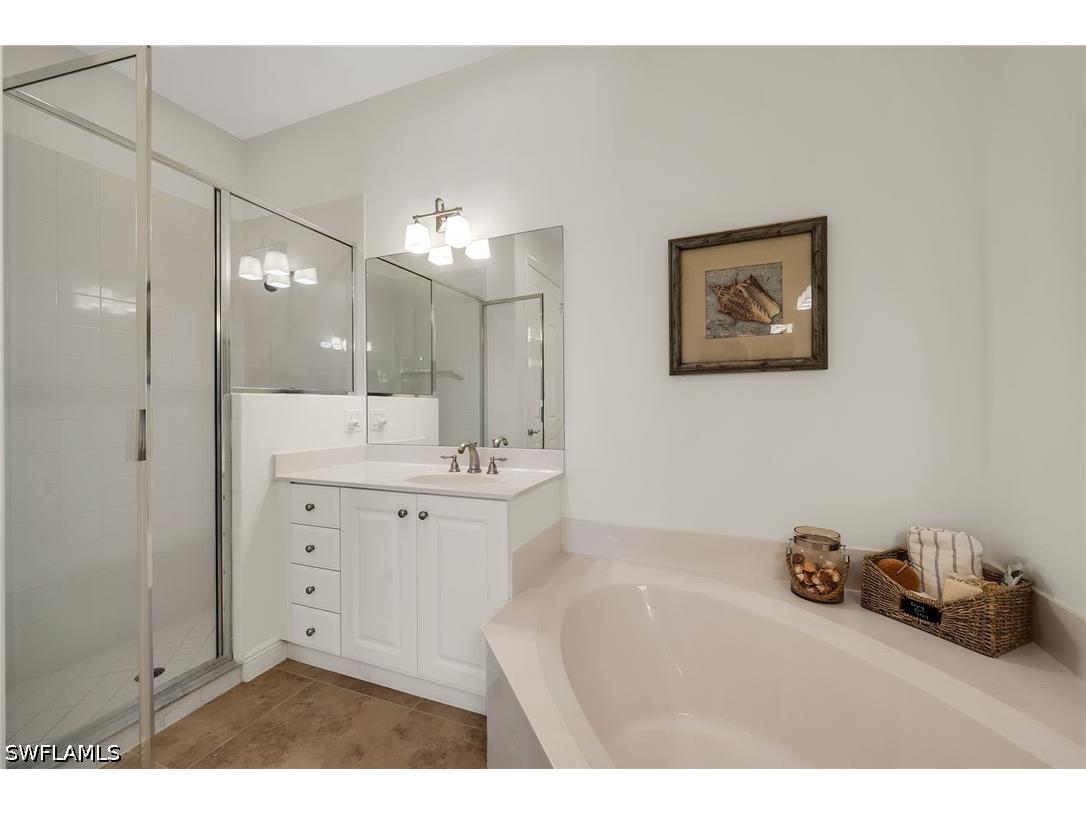 3141 Aviamar Circle #103 Naples FL 34114 226020100 image14