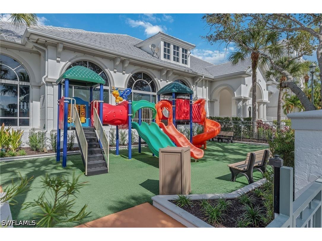 3141 Aviamar Circle #103 Naples FL 34114 226020100 image48