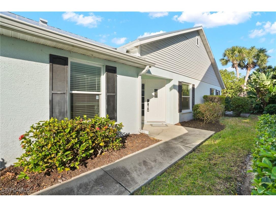 3141 Carriage Circle Naples FL 34105 226003531 image4