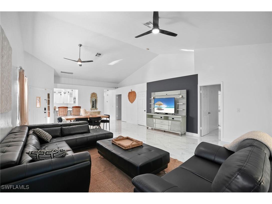 3141 Carriage Circle Naples FL 34105 226003531 image7