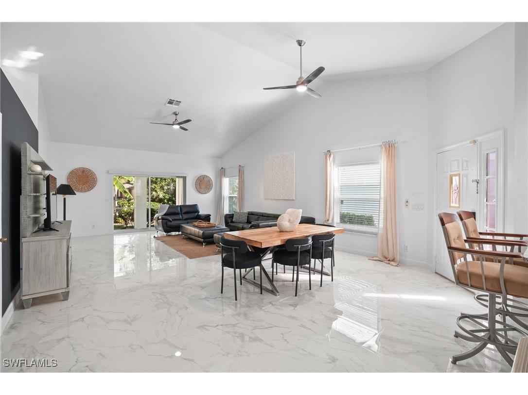 3141 Carriage Circle Naples FL 34105 226003531 image9