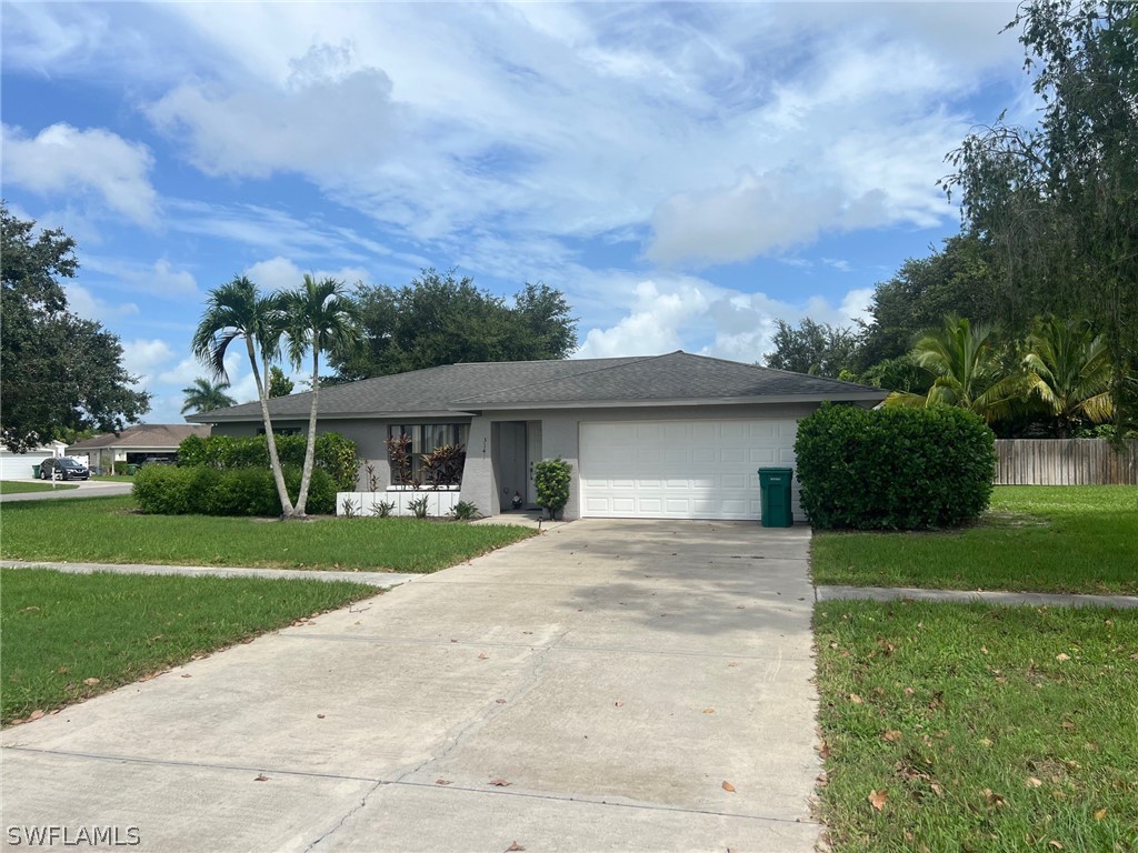 3141 Orange Grove Trail Naples FL 34120 224059055 image1