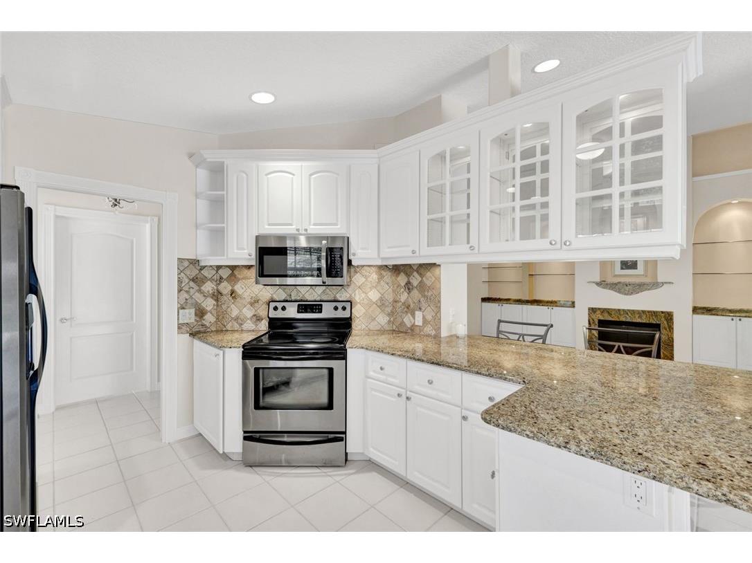 3142 Andorra Court Naples FL 34109 226019341 image6