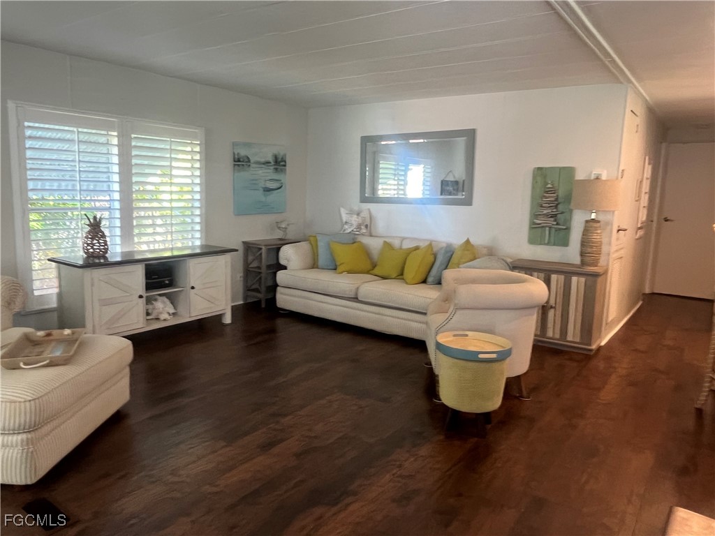 3142 Mercury Lane North Fort Myers FL 33903 2025012048 image15