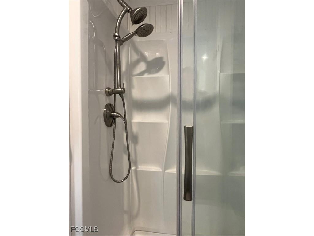 3142 Mercury Lane North Fort Myers FL 33903 2025012048 image19