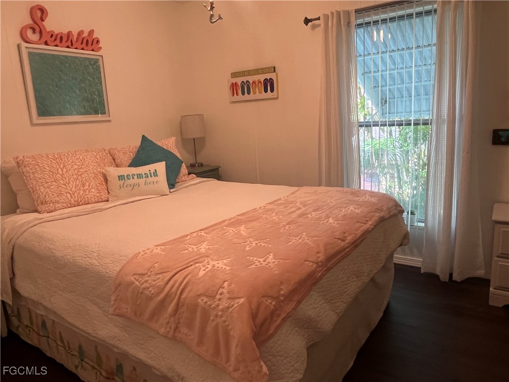 3142 Mercury Lane North Fort Myers FL 33903 2025012048 image21