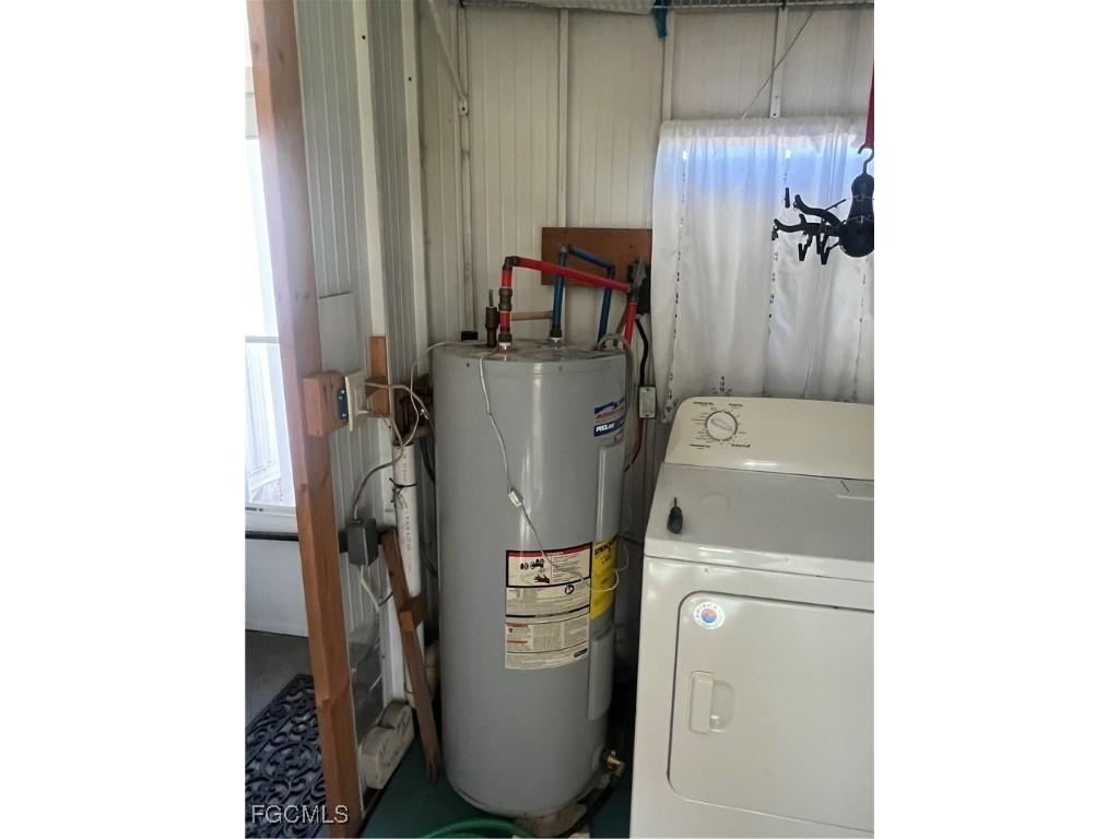 3142 Mercury Lane North Fort Myers FL 33903 2025012048 image25