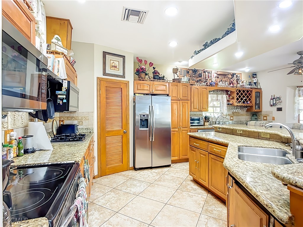 3144 Shell Lane Labelle FL 33935 2025018593 image11