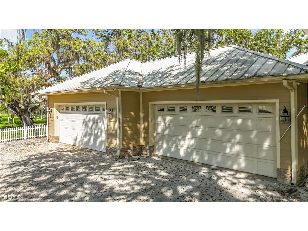 3144 Shell Lane Labelle FL 33935 2025018593 image38