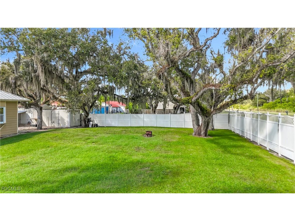 3144 Shell Lane Labelle FL 33935 2025018593 image40