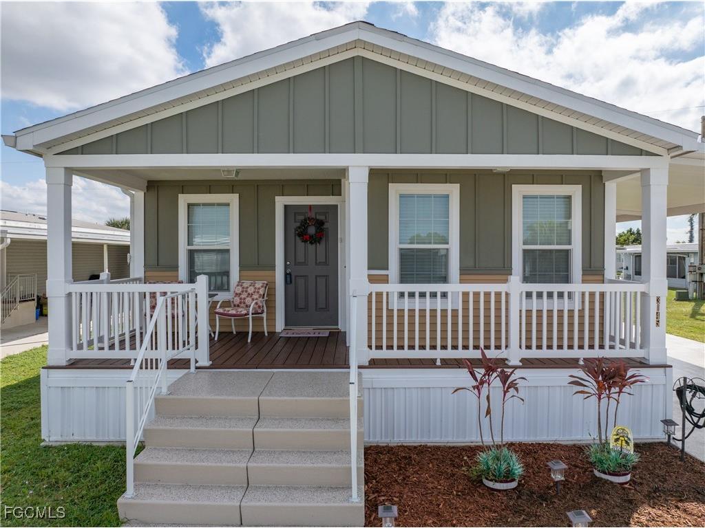 3145 Venus Lane North Fort Myers FL 33903 2025016329 image1
