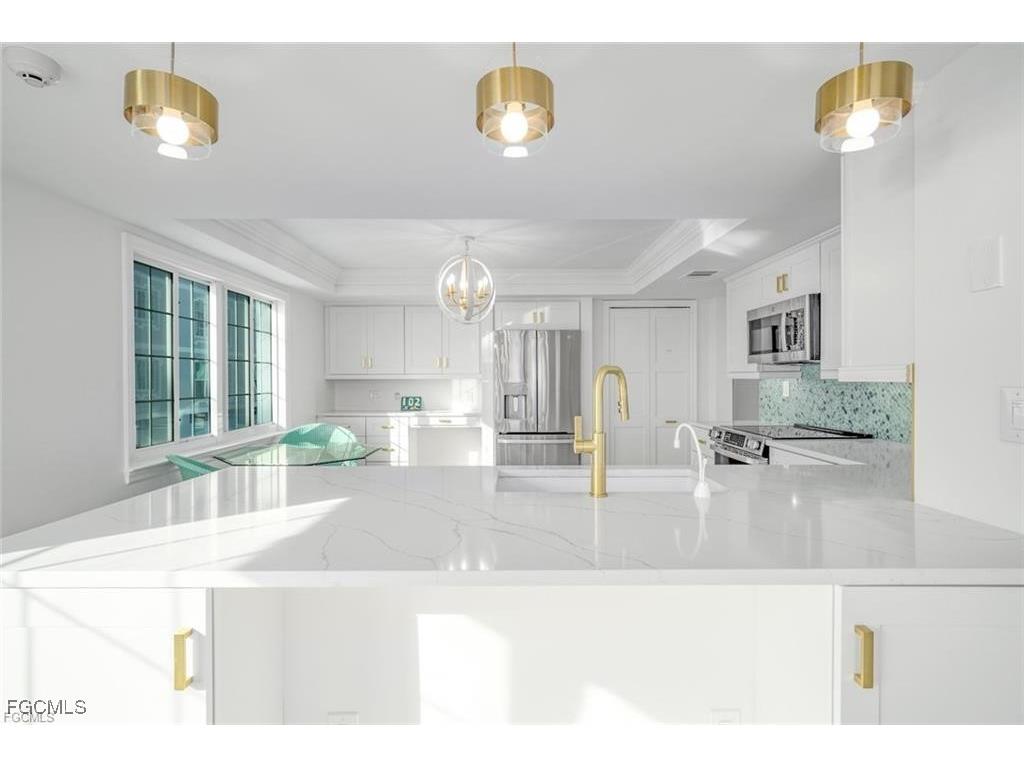 3145 W Gulf Drive #102 Sanibel FL 33957 2025013789 image17