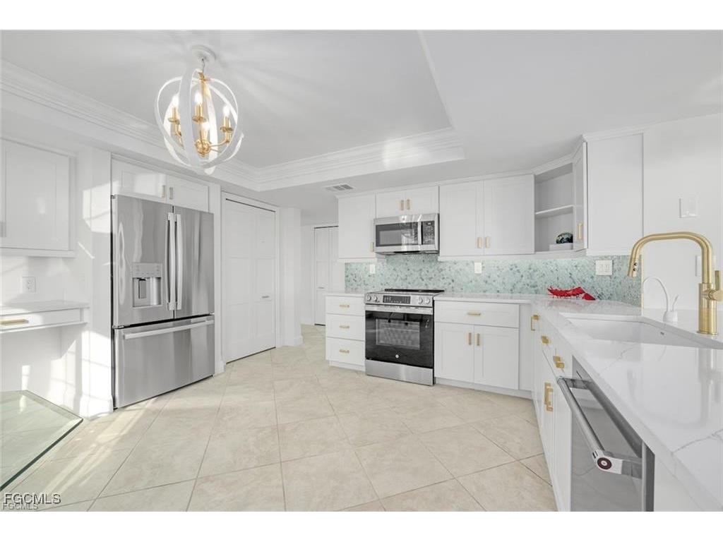 3145 W Gulf Drive #102 Sanibel FL 33957 2025013789 image19
