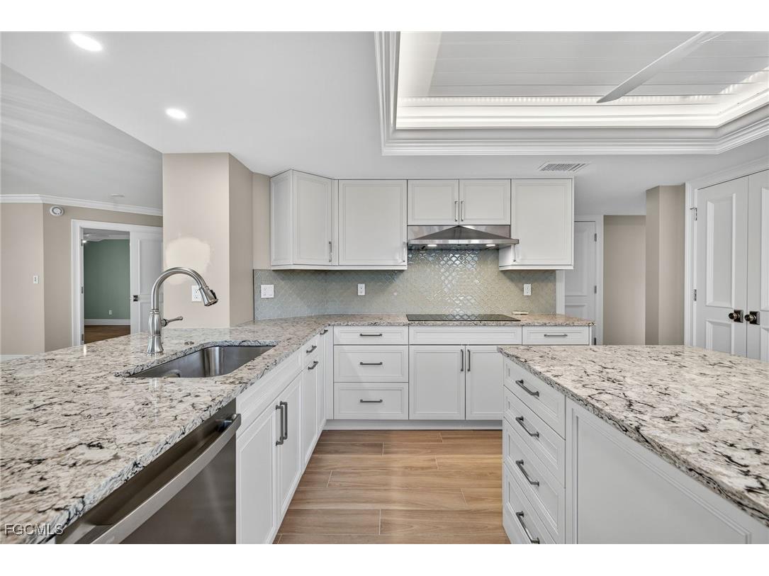 3145 W Gulf Drive #201 Sanibel FL 33957 2025018452 image3