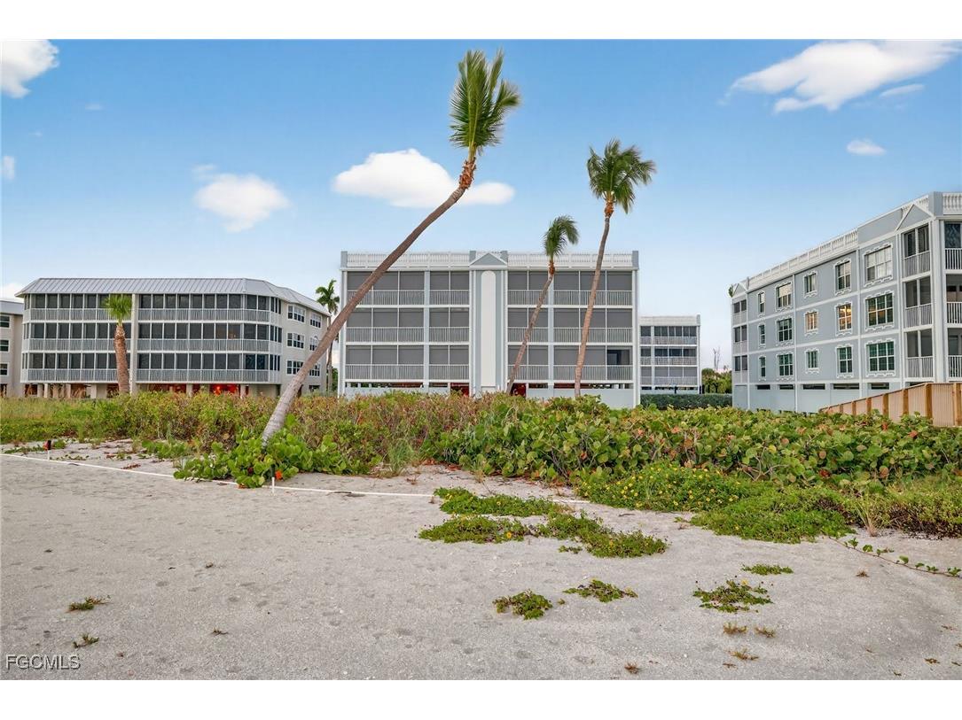 3145 W Gulf Drive #201 Sanibel FL 33957 2025018452 image32
