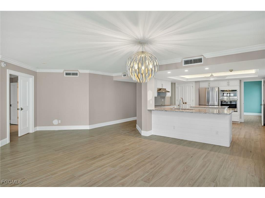 3145 W Gulf Drive #201 Sanibel FL 33957 2025018452 image8