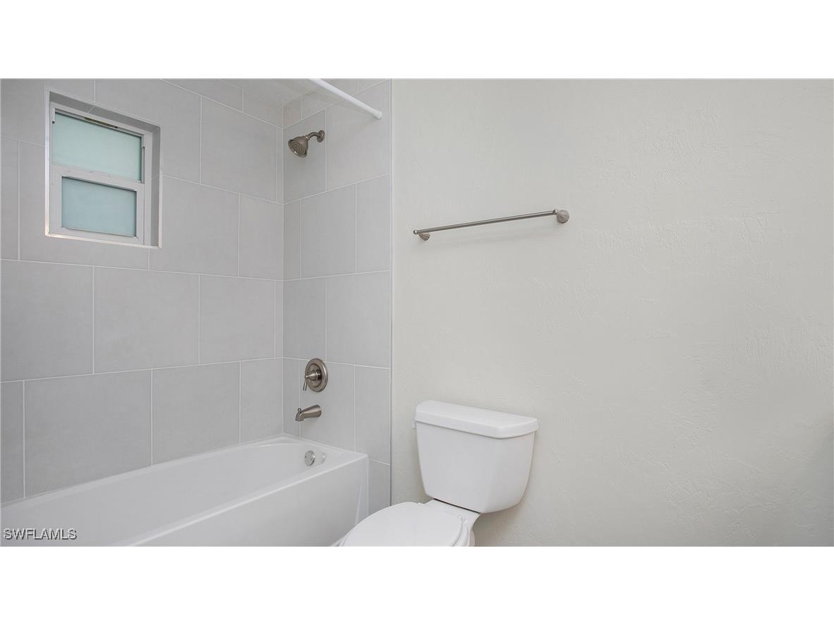 3148 Apache Street Fort Myers FL 33916 225052636 image40