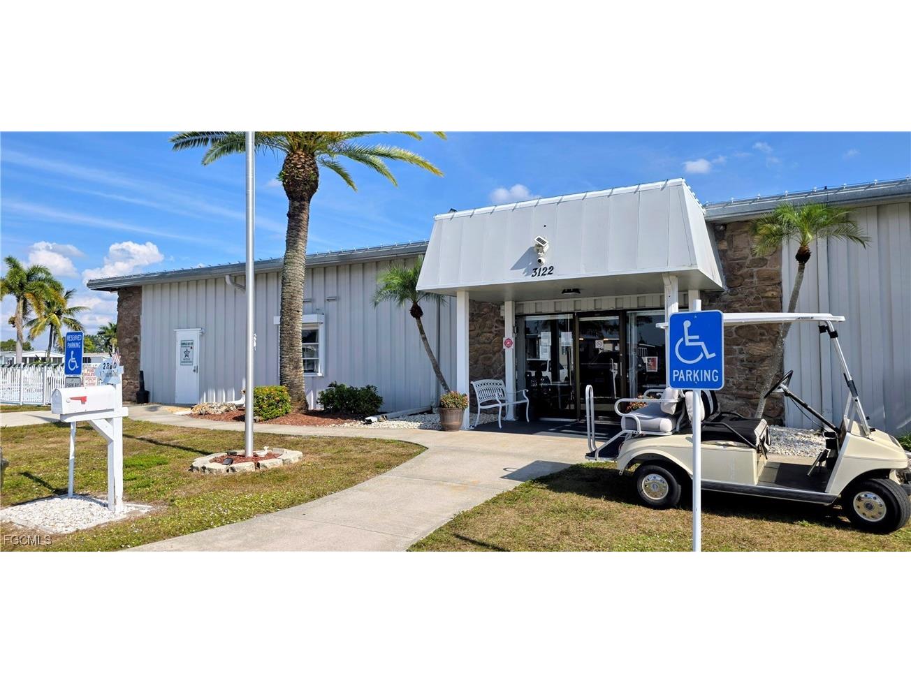 3148 Indian Village Lane North Fort Myers FL 33917 2025021570 image25