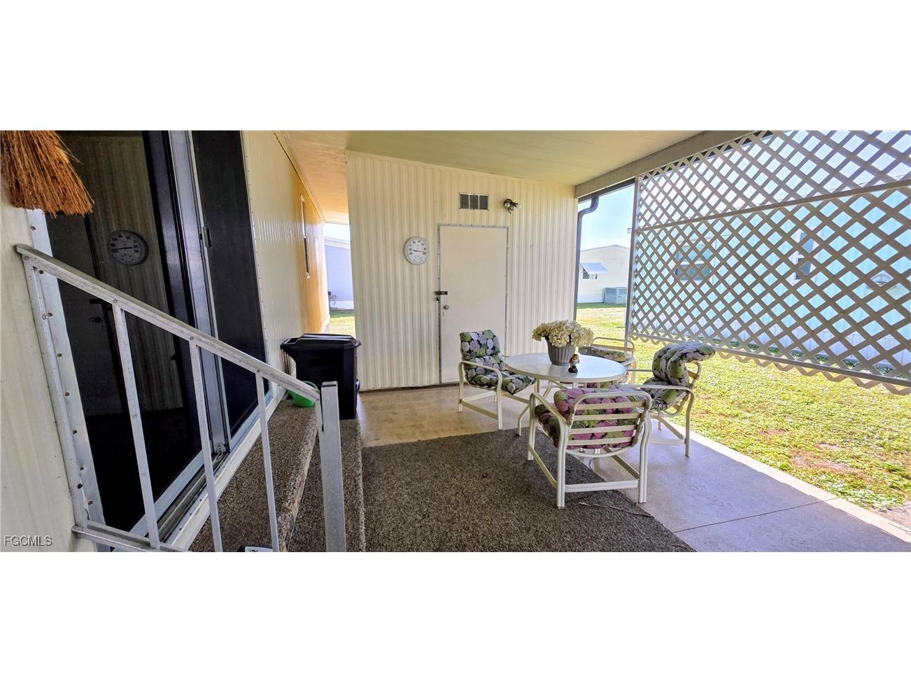 3148 Indian Village Lane North Fort Myers FL 33917 2025021570 image4