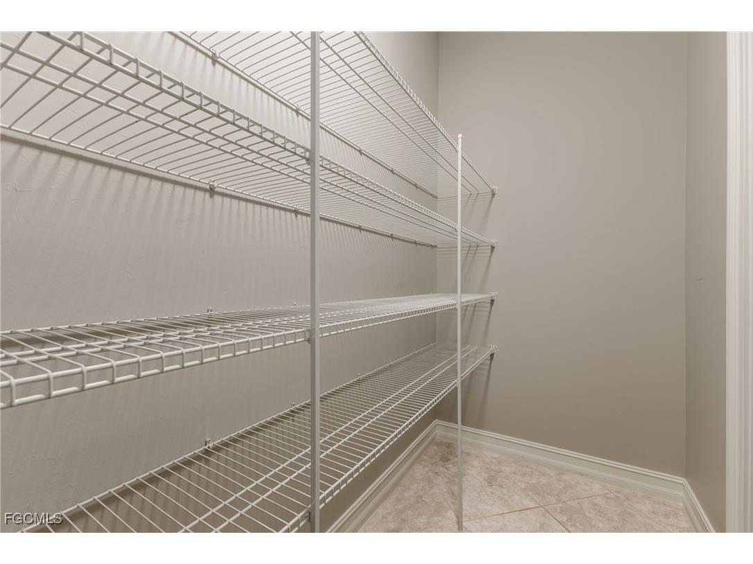 3149 Amadora Circle Cape Coral FL 33909 2025015958 image16