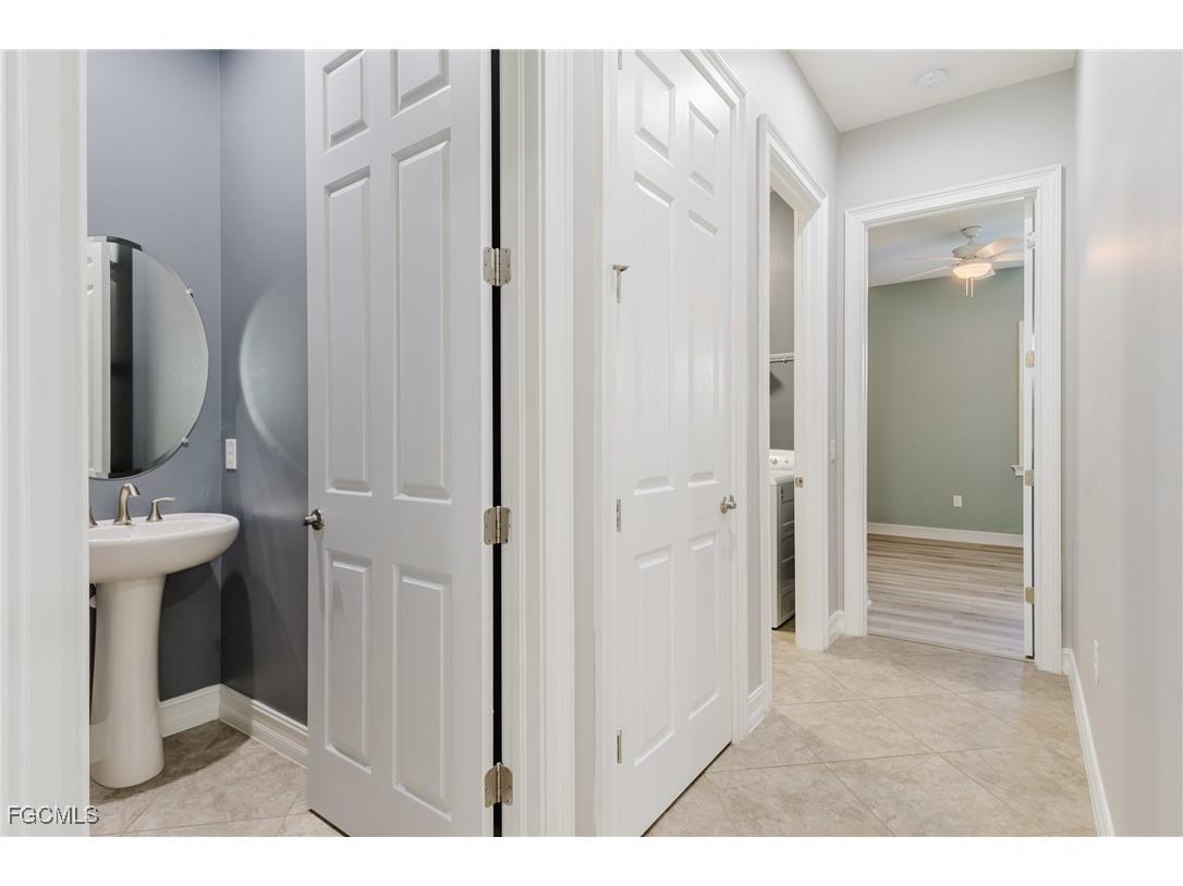 3149 Amadora Circle Cape Coral FL 33909 2025015958 image27