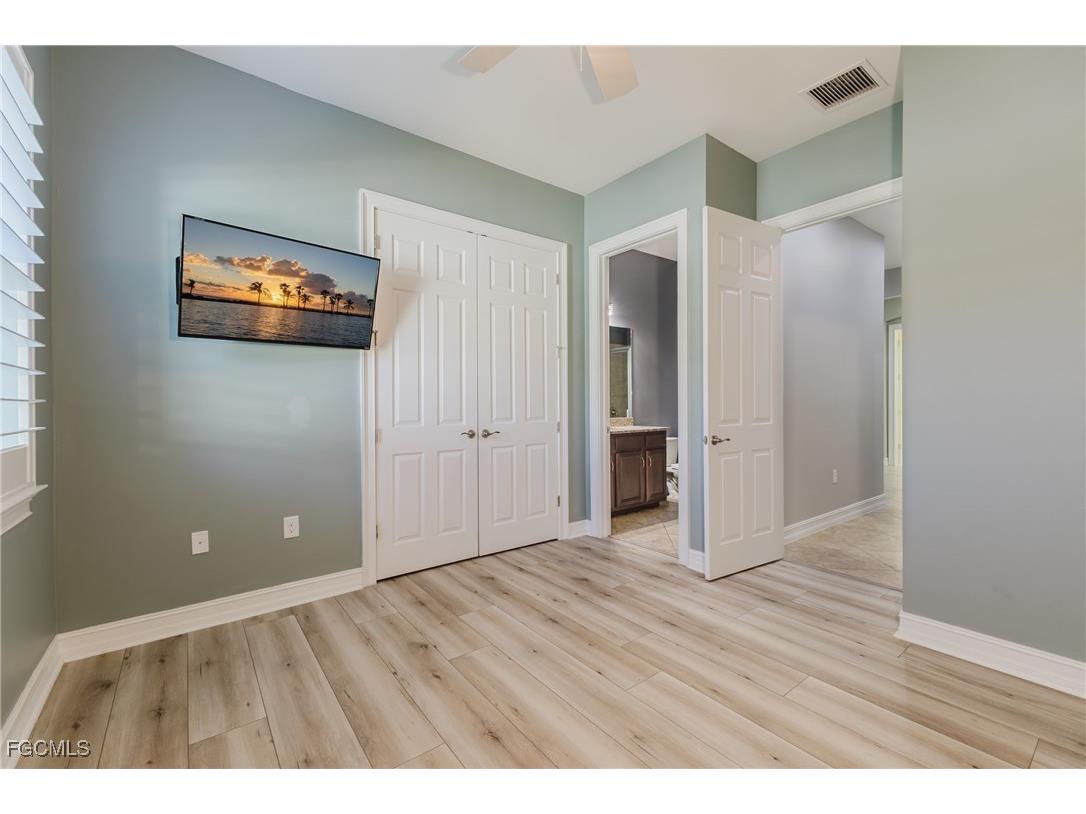 3149 Amadora Circle Cape Coral FL 33909 2025015958 image29