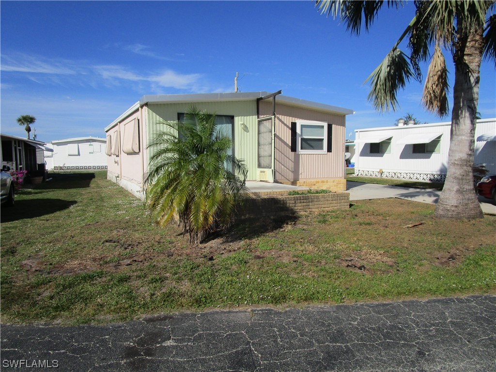 3149 Pluto Circle North Fort Myers FL 33903 223089569 image1