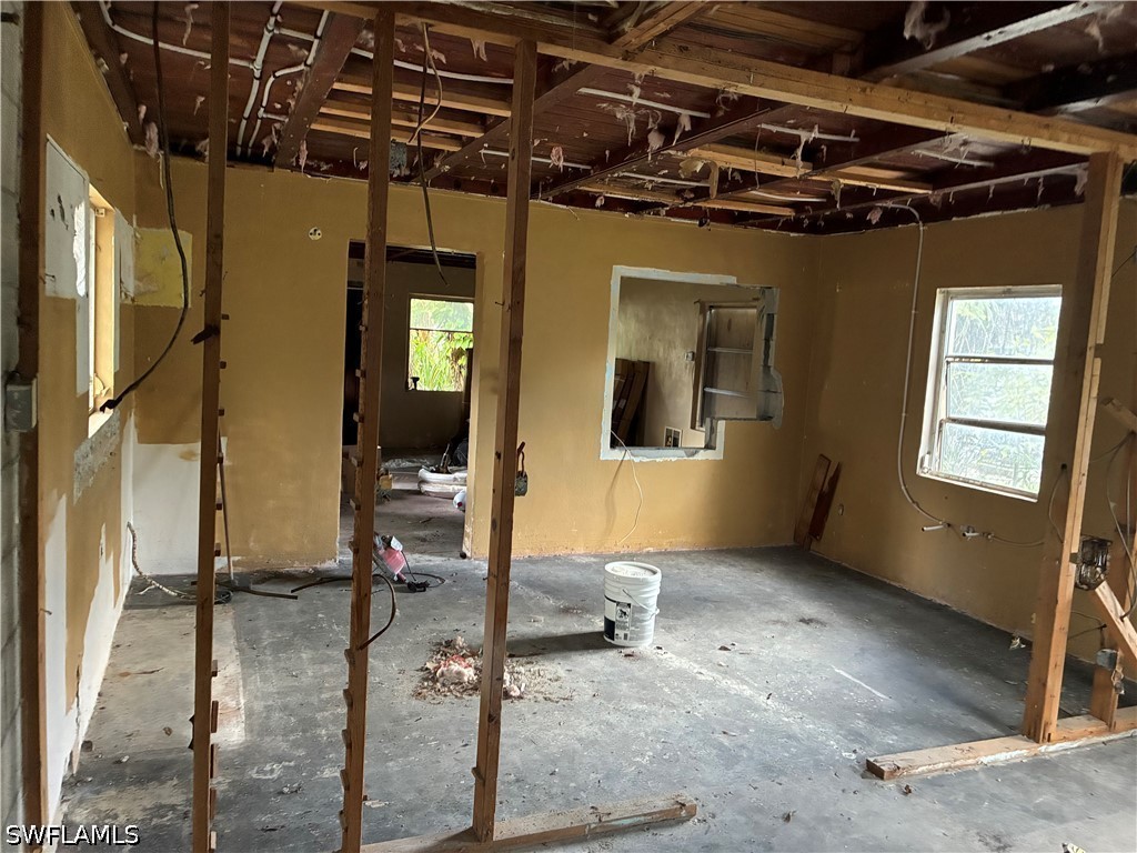 315 Buena Vista Boulevard Fort Myers FL 33905 226015666 image7