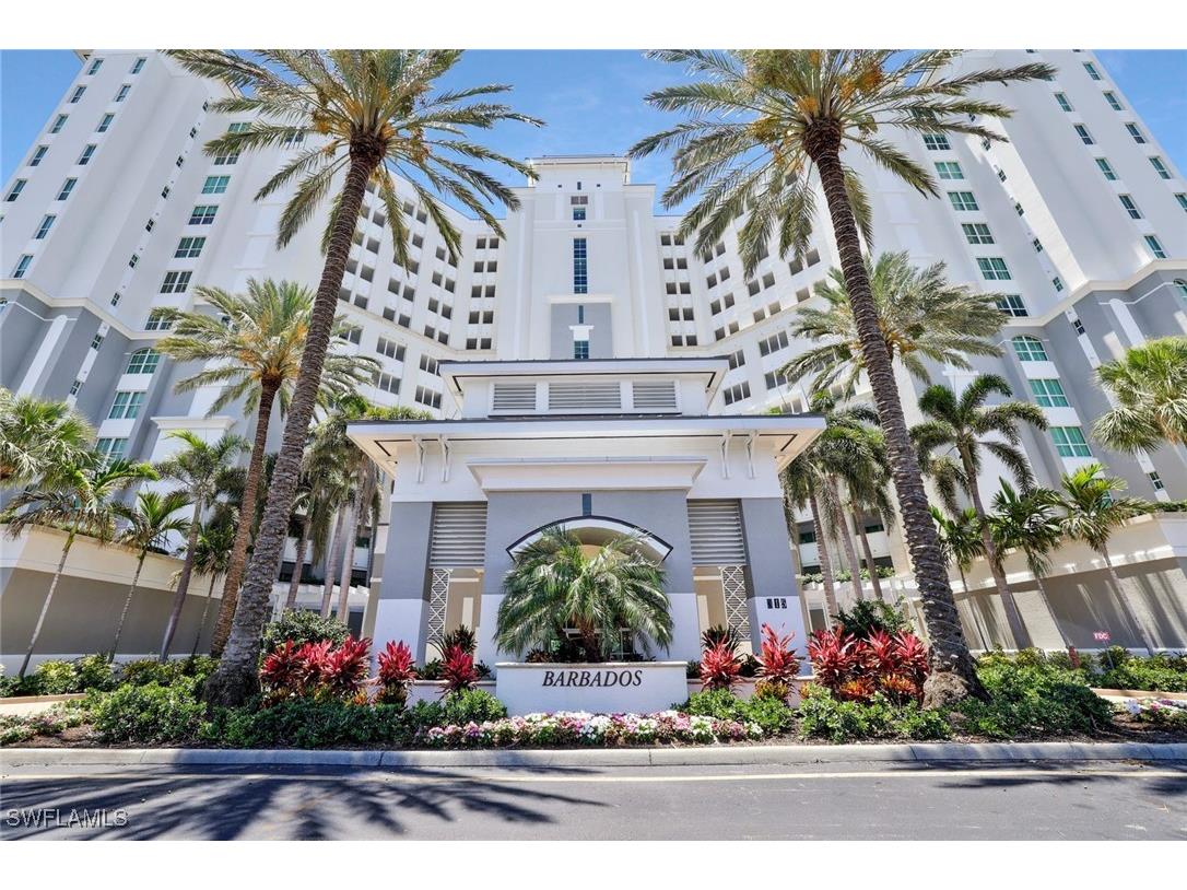 315 Dunes Blvd #T-01 Naples FL 34110 225083296 image1