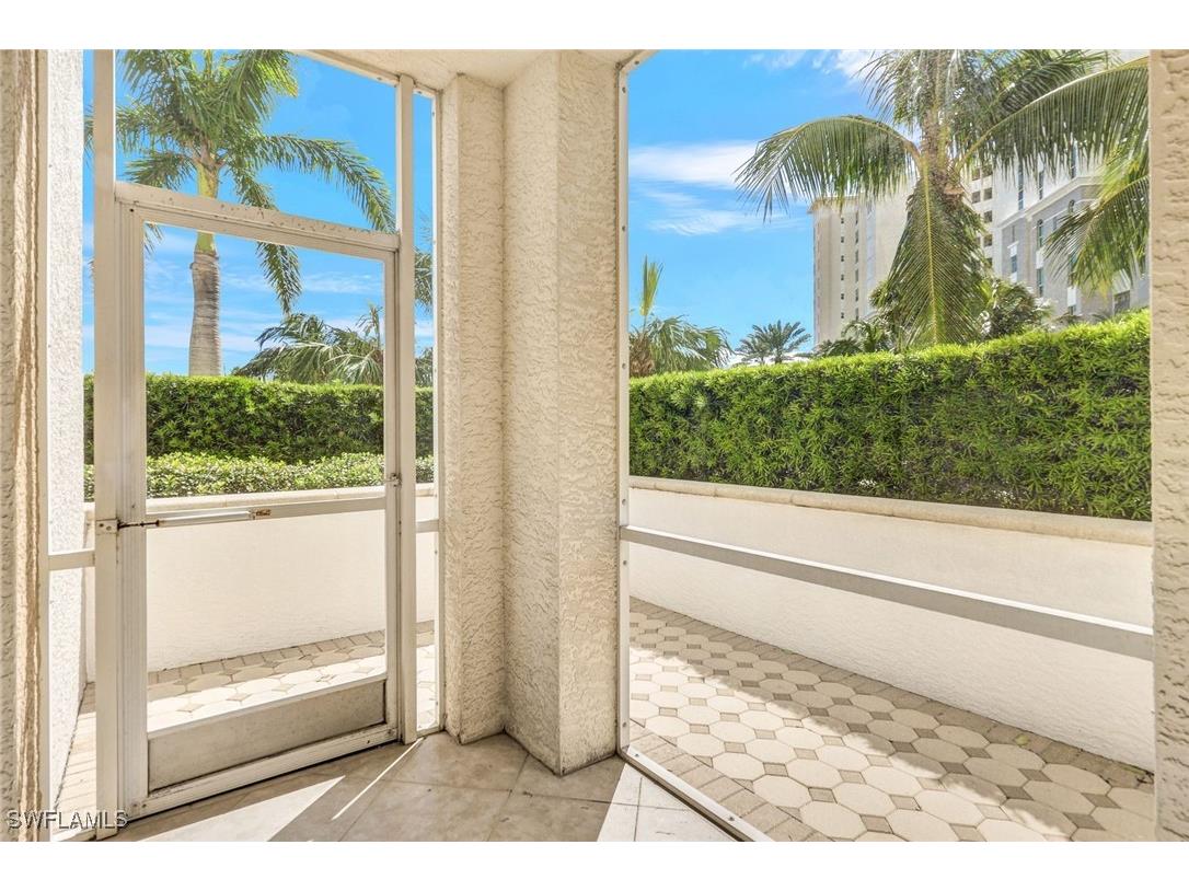 315 Dunes Blvd #T-01 Naples FL 34110 225083296 image21