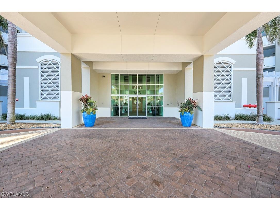 315 Dunes Boulevard #1105 Naples FL 34110 223033859 image1