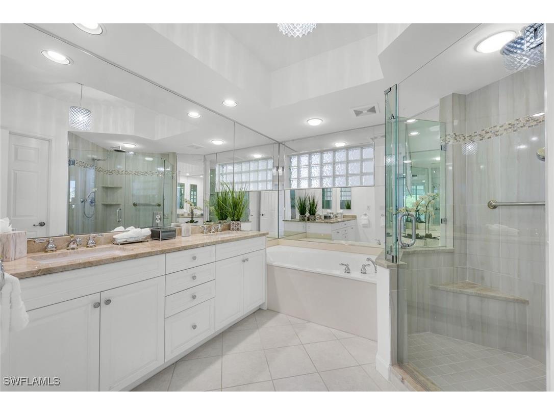 315 Dunes Boulevard #201 Naples FL 34110 225071752 image12