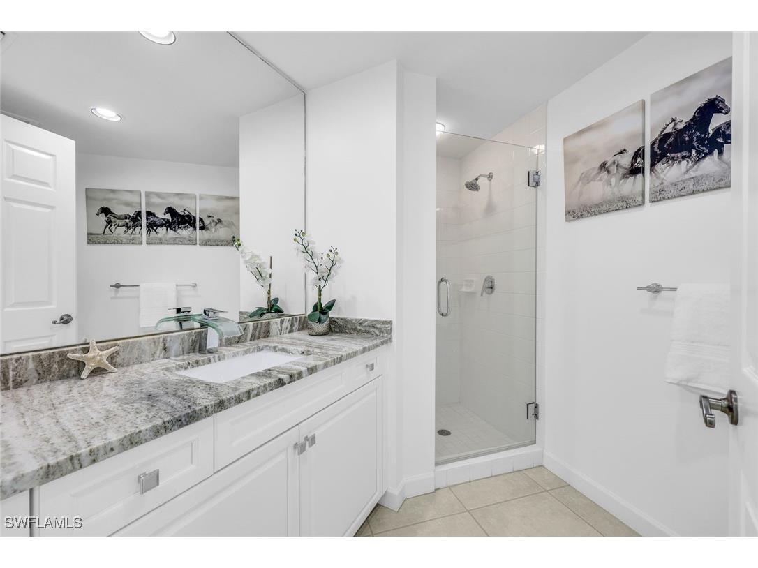 315 Dunes Boulevard #201 Naples FL 34110 225071752 image16