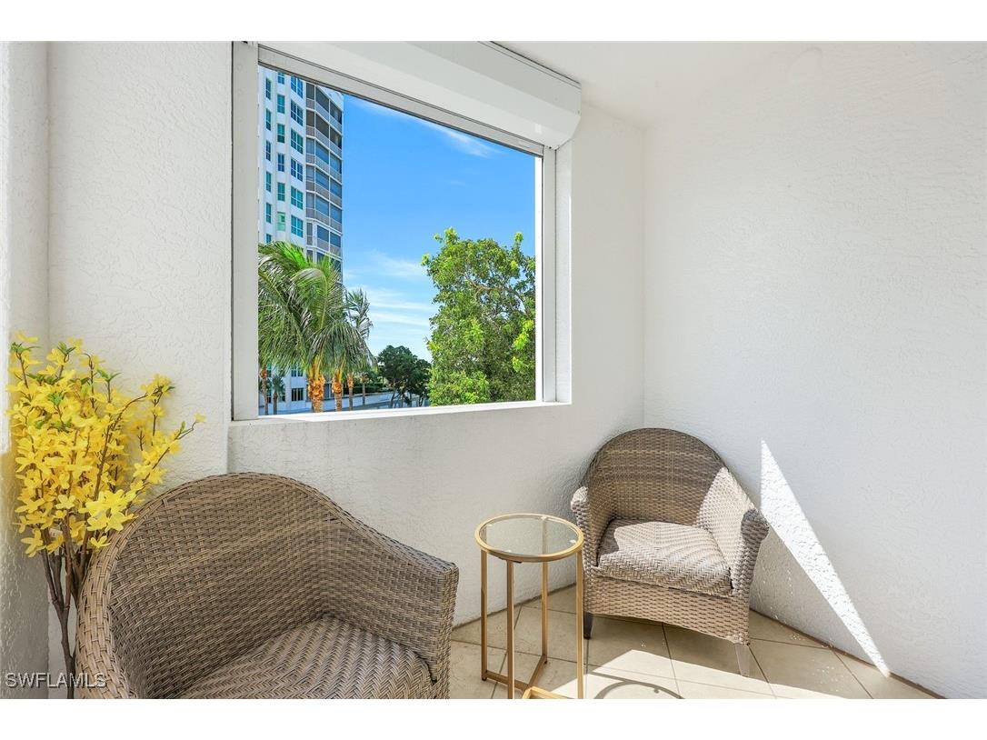 315 Dunes Boulevard #201 Naples FL 34110 225071752 image17