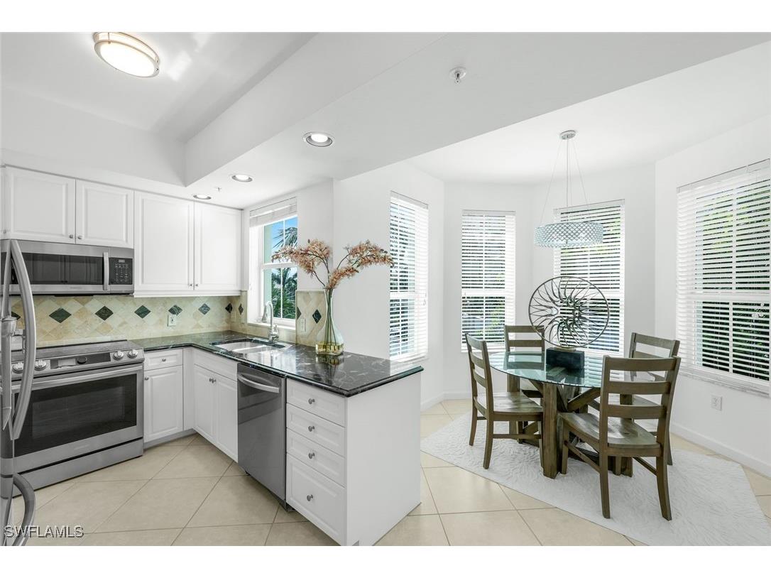 315 Dunes Boulevard #201 Naples FL 34110 225071752 image5