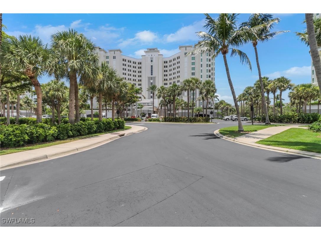 315 Dunes Boulevard #204 Naples FL 34110 225055811 image1