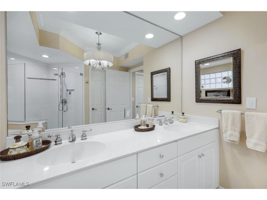 315 Dunes Boulevard #307 Naples FL 34110 225046306 image20