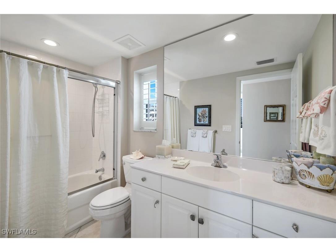315 Dunes Boulevard #307 Naples FL 34110 225046306 image22