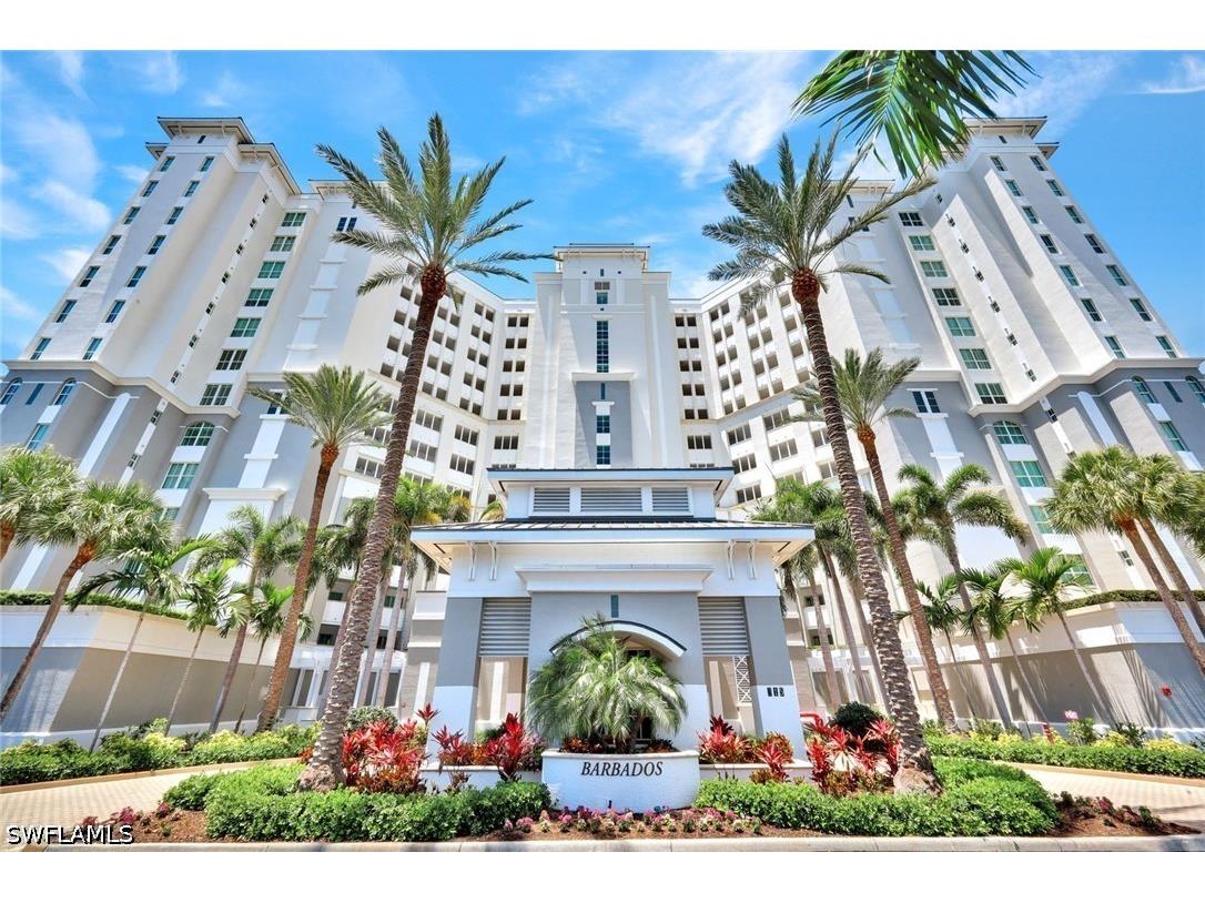 315 Dunes Boulevard #404 Naples FL 34110 226018405 image1