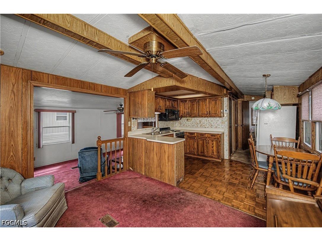 315 Fountain View Boulevard North Fort Myers FL 33903 2026017576 image12