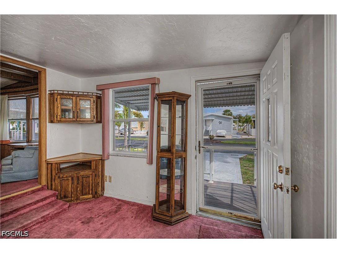 315 Fountain View Boulevard North Fort Myers FL 33903 2026017576 image6