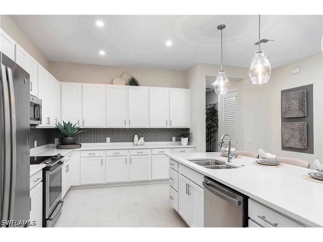 315 Indies Drive W #202 Naples FL 34114 226013322 image3