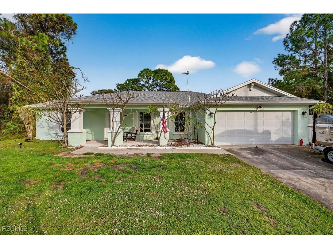 315 Leruth Avenue Lehigh Acres FL 33974 2025024529 image2