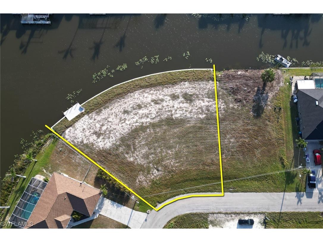315 NW 26th Place Cape Coral FL 33993 223019477 image1