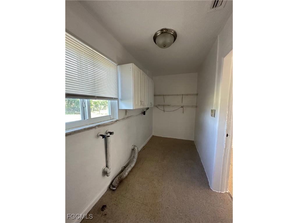 315 Rushmore Avenue N Lehigh Acres FL 33936 2025004704 image5