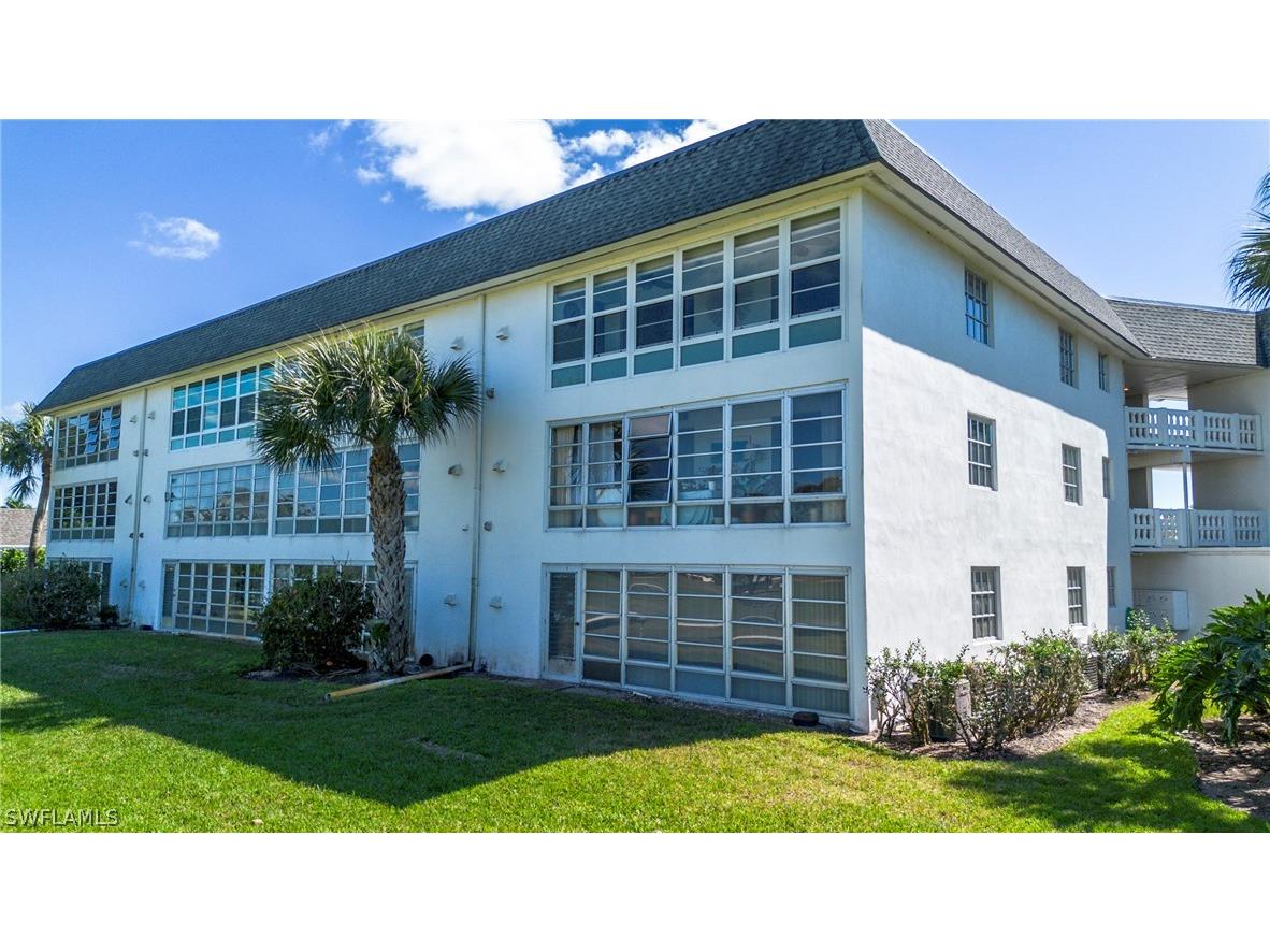 315 Saint Andrews Boulevard #D5 Naples FL 34113 226009047 image49