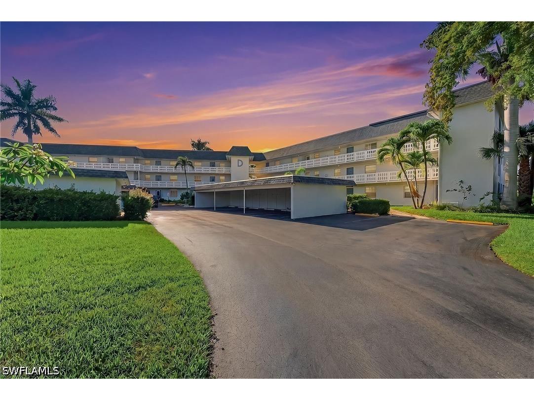 315 Saint Andrews Boulevard #D5 Naples FL 34113 226019249 image1