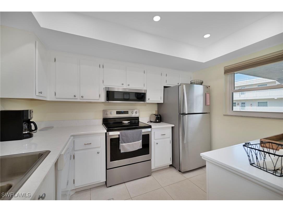 3150 Binnacle Drive #207 Naples FL 34103 225079229 image6