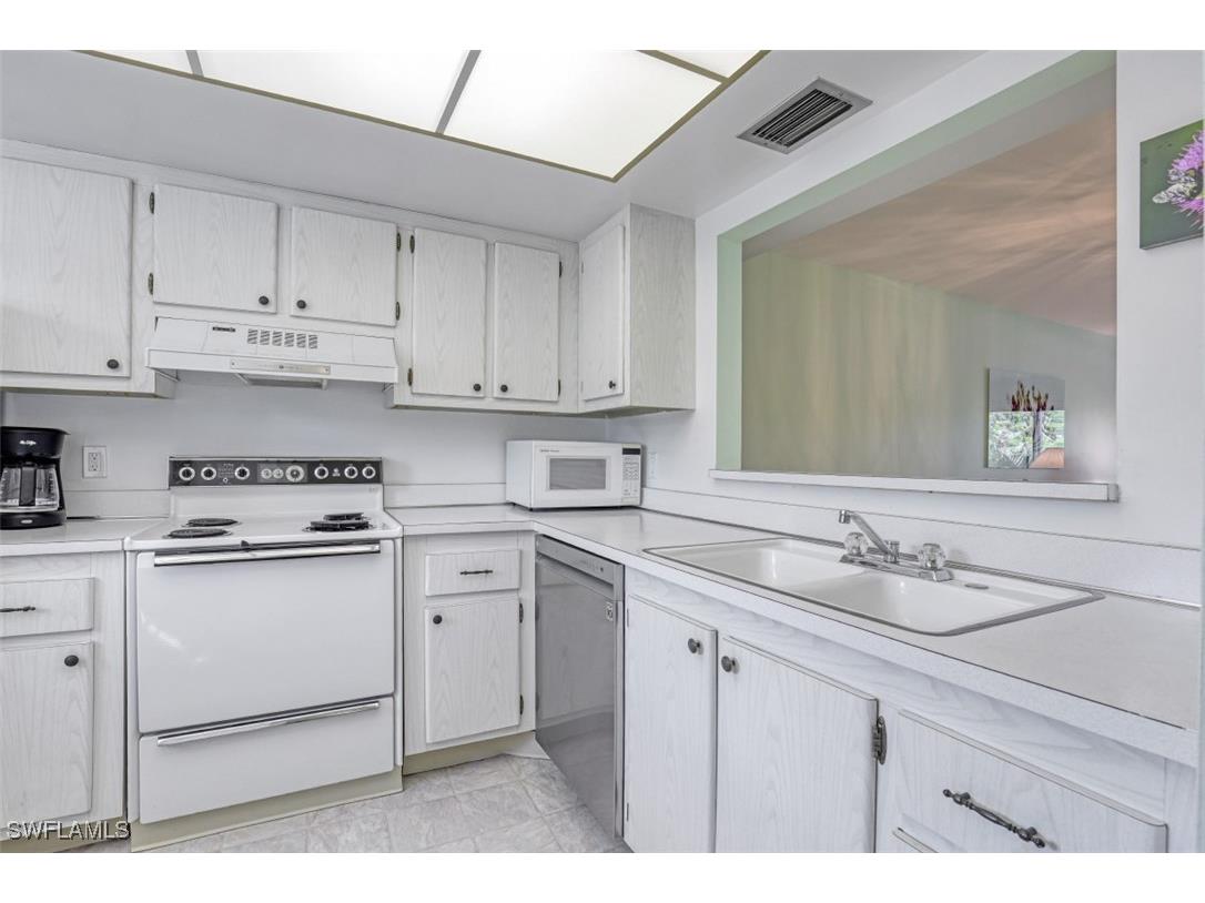 3150 Binnacle Drive #217 Naples FL 34103 225059677 image5